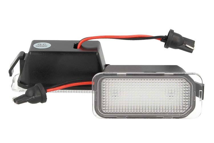 Kit Luci Targa Led Ford Mondeo Fiesta Focus S-MAX C-MAX Mondeo Kuga Galaxy Jaguar S20753 Canbus Bianco