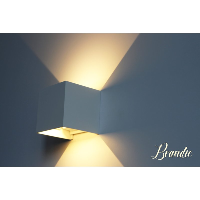 Applique Led Da Parete Brandie 6W Carcassa Bianca Quadrata Bianco Neutro IP65 Doppio Illuminazione Angolo Regolabile SKU-7088